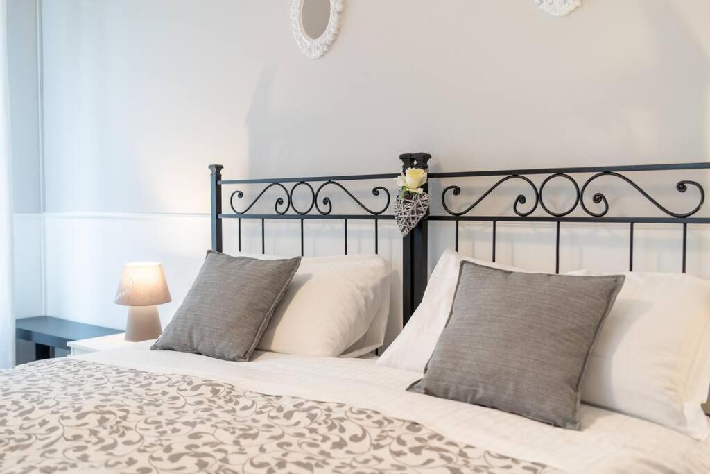 Terrazze Italiane City Center - White Apartment 베로나 외부 사진